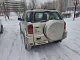 Toyota RAV4 2001 годаүшін4 100 000 тг. в Астана – фото 4