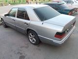 Mercedes-Benz E 230 1992 годаүшін850 000 тг. в Шымкент – фото 2