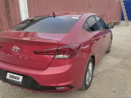 Hyundai Elantra 2019 года за 8 000 000 тг. в Актау – фото 10