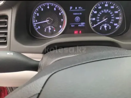 Hyundai Elantra 2019 года за 8 000 000 тг. в Актау – фото 5