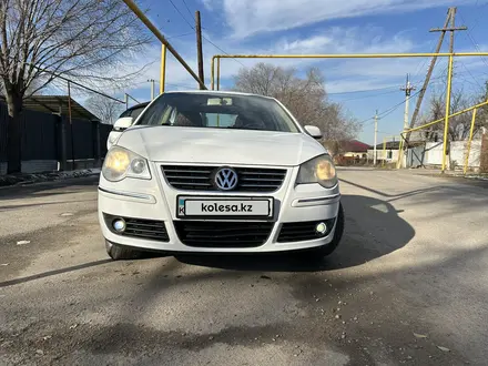 Volkswagen Polo 2007 года за 2 900 000 тг. в Алматы – фото 2