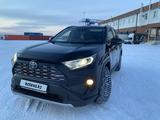 Toyota RAV4 2020 года за 12 000 000 тг. в Караганда