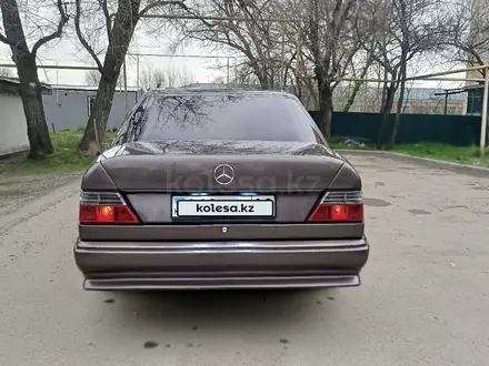 Mercedes-Benz E 230 1991 годаүшін1 450 000 тг. в Алматы – фото 5