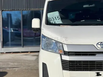 Toyota Hiace 2022 года за 26 490 000 тг. в Актау – фото 3