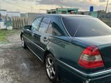 Mercedes-Benz C 220 1994 года за 1 500 000 тг. в Караганда – фото 4