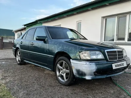 Mercedes-Benz C 220 1994 года за 1 500 000 тг. в Караганда – фото 3
