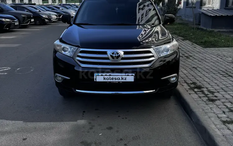 Toyota Highlander 2011 года за 12 000 000 тг. в Алматы