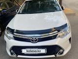 Toyota Camry 2015 года за 10 800 000 тг. в Шымкент