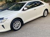 Toyota Camry 2015 года за 10 800 000 тг. в Шымкент – фото 3