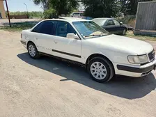 Audi 100, 1993