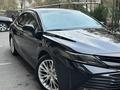 Toyota Camry 2018 годаfor13 000 000 тг. в Алматы