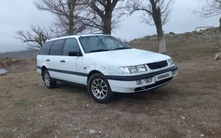 Volkswagen Passat 1996 годаүшін2 200 000 тг. в Кызылорда