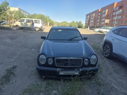 Mercedes-Benz E 230 1996 года за 1 000 000 тг. в Караганда