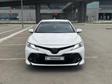 Toyota Camry 2018 годаүшін14 100 000 тг. в Астана