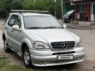 Mercedes-Benz ML 320
