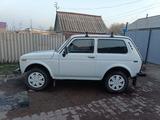 ВАЗ (Lada) Lada 2121 2001 года за 1 000 000 тг. в Актобе – фото 5