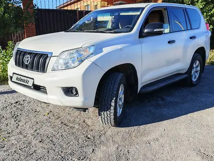 Toyota Land Cruiser Prado 2011 года за 11 000 000 тг. в Актобе