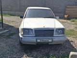 Mercedes-Benz E 220 1994 года за 1 200 000 тг. в Алматы