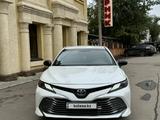 Toyota Camry 2019 года за 13 500 000 тг. в Петропавловск – фото 2