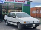 Volkswagen Passat 1990 годаfor1 100 000 тг. в Караганда