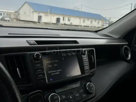 Toyota RAV4 2016 года за 7 500 000 тг. в Актобе – фото 13