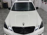 Mercedes-Benz E 350 2011 года за 3 900 000 тг. в Атырау – фото 2