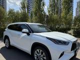 Toyota Highlander 2023 годаүшін26 500 000 тг. в Астана – фото 2