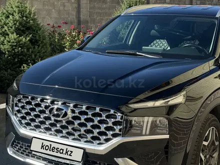 Hyundai Santa Fe 2022 года за 16 000 000 тг. в Алматы – фото 4