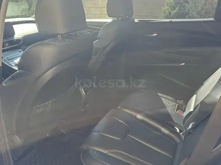 Hyundai Santa Fe 2022 года за 16 000 000 тг. в Алматы – фото 12