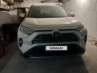 Toyota RAV4 2020 годаfor15 900 000 тг. в Алматы