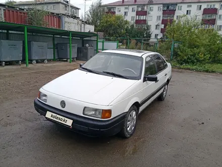 Volkswagen Passat 1990 года за 1 400 000 тг. в Кокшетау – фото 2