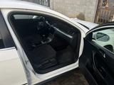 Volkswagen Passat 2007 года за 3 300 000 тг. в Алматы – фото 4