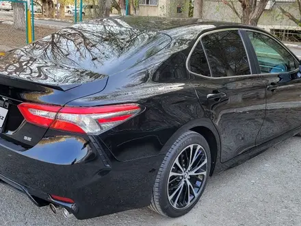 Toyota Camry 2018 года за 9 500 000 тг. в Астана – фото 21