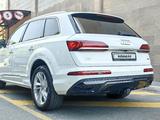 Audi Q7 2021 годаfor47 000 000 тг. в Алматы