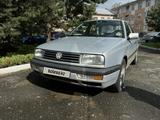 Volkswagen Vento 1993 годаfor2 200 000 тг. в Петропавловск