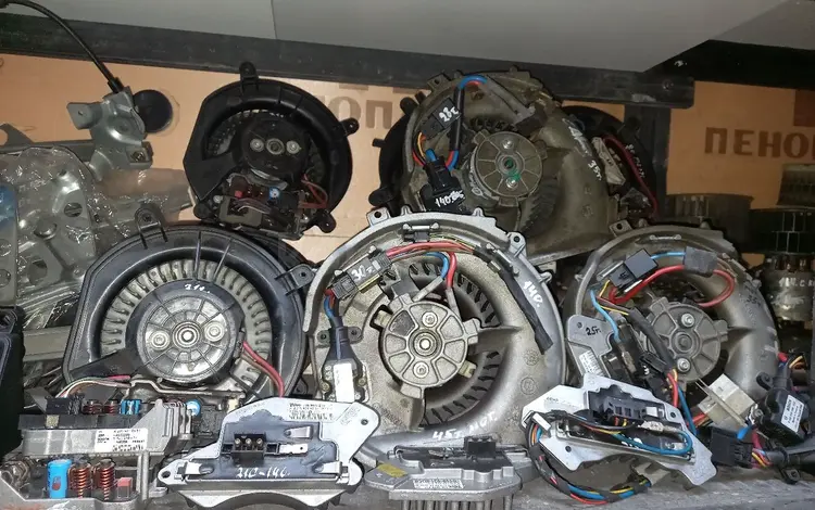 Моторчик печки мерседес за 1 000 тг. в Алматы