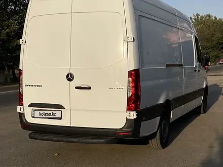 Mercedes-Benz Sprinter 2021 года за 19 700 000 тг. в Алматы – фото 4