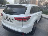 Toyota Highlander 2017 года за 14 999 000 тг. в Алматы – фото 4