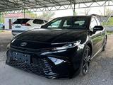 Toyota Camry 2024 года за 17 290 000 тг. в Алматы – фото 2