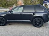Volkswagen Touareg 2006 годаүшін5 000 000 тг. в Рудный – фото 4