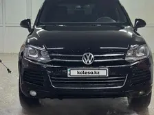 Volkswagen Touareg, 2010