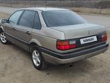 Volkswagen Passat 1993 годаfor1 400 000 тг. в Уральск