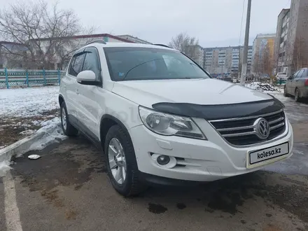 Volkswagen Tiguan 2008 года за 6 300 000 тг. в Лисаковск – фото 2