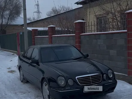 Mercedes-Benz E 200 2000 года за 3 000 000 тг. в Кызылорда