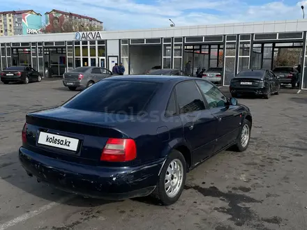 Audi A4 1995 года за 1 000 000 тг. в Алматы – фото 3