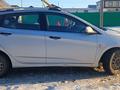 Hyundai Solaris 2014 года за 5 500 000 тг. в Уральск – фото 2