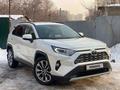 Toyota RAV4 2021 года за 18 000 000 тг. в Алматы – фото 3