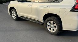 Toyota Land Cruiser Prado 2019 года за 23 200 000 тг. в Шымкент