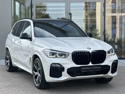 BMW X5 2020 года за 36 800 000 тг. в Алматы – фото 3