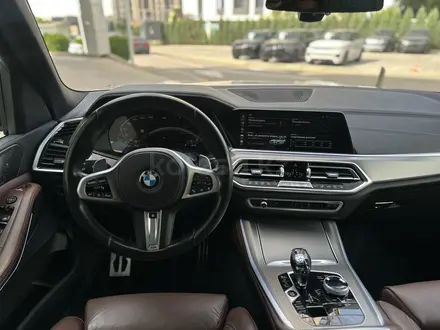 BMW X5 2020 года за 36 800 000 тг. в Алматы – фото 17